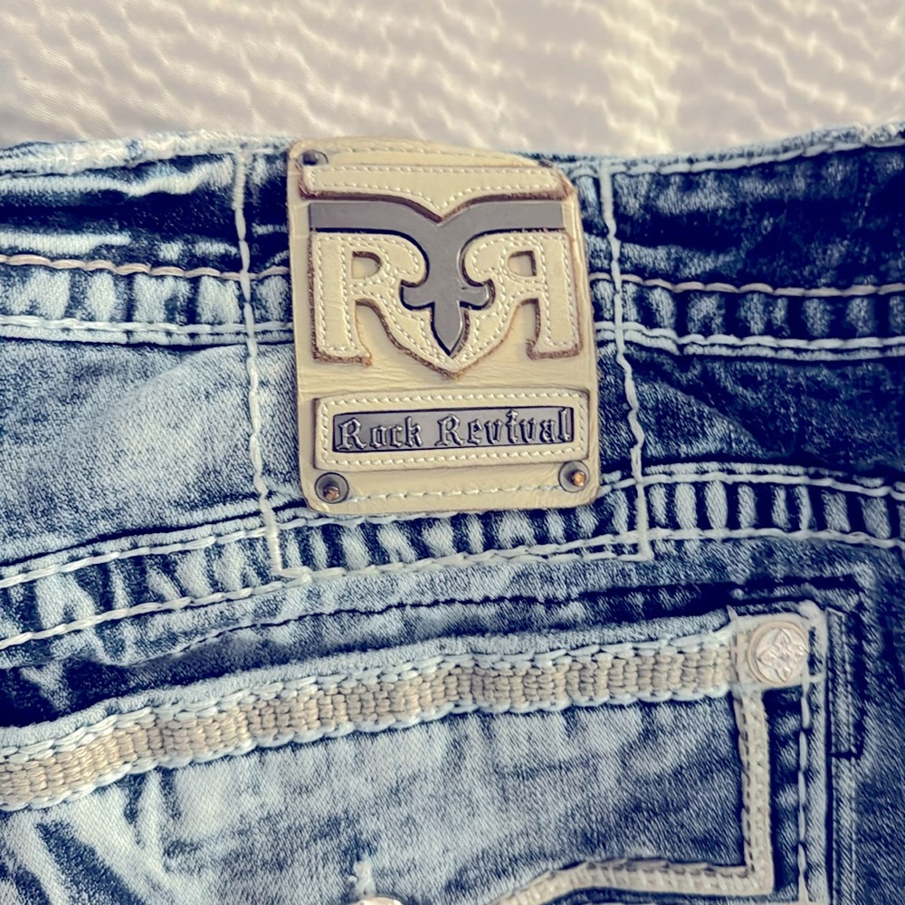 worn one time-men’s rock revival size 42 jeans